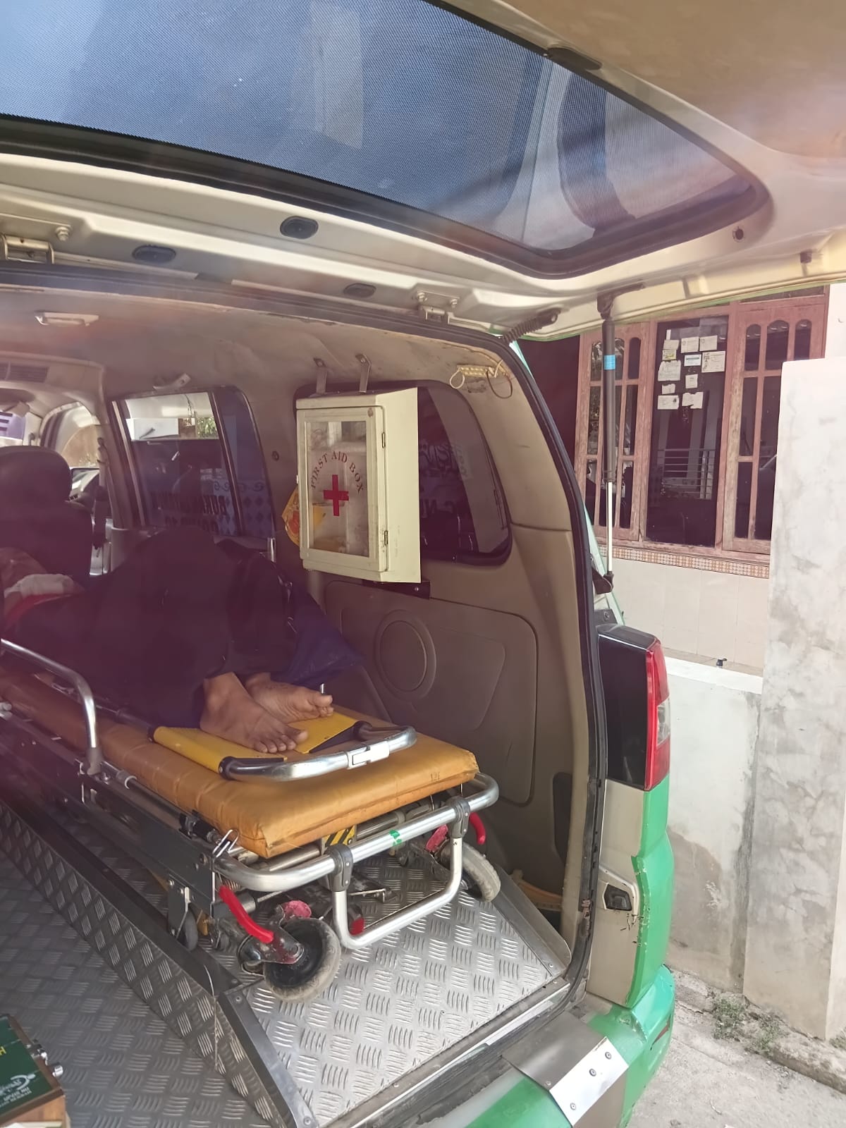 Dokumentasi kegiatan Ambulance NU Berbah: Antar Pasien Kontrol RSUD Prambanan — Jragung, Jogotirto