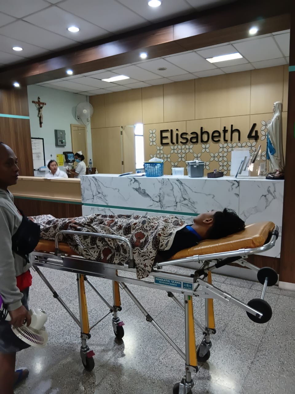 Dokumentasi kegiatan Ambulance NU Berbah: Jemput Pasien Warga Pasar Wage